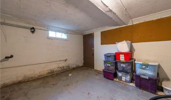 780 Minerva St, Amherst, OH 44001