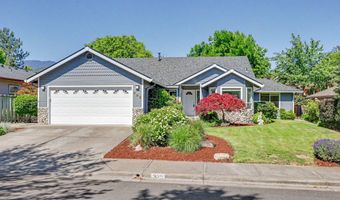 935 Cypress Point Loop, Ashland, OR 97520