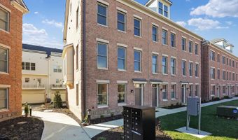945 SYCAMORE Dr SE, Washington, DC 20032