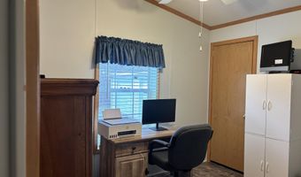 5 Freedom Ln, Belfast, ME 04915