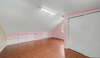 92 Blauvelt Ave, Bergenfield, NJ 07621