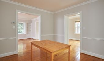 5306 ALBEMARLE St, Bethesda, MD 20816