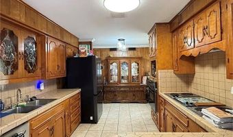 1603 Pena St, Alice, TX 78332