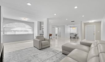 3549 Magellan Cir 418, Aventura, FL 33180