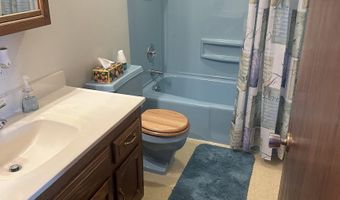 501 Virginia St, Alton, IA 51003