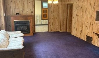 1015 S 6th St, Atchison, KS 66002