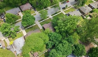 1061 Western Dr, Ann Arbor, MI 48103