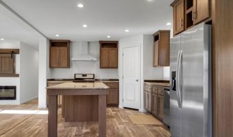 333 Smithfield, Belgrade, ME 04917