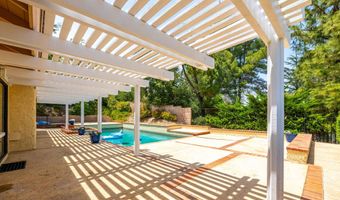 27555 Freetown Ln, Agoura Hills, CA 91301