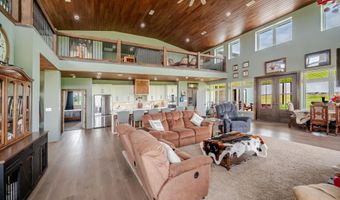 6792 Maine Rd, Anton, TX 79313