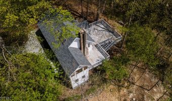 4 Amicalola Dr, Alloway, NJ 07422