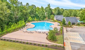 2136 ARMISTEAD Ln, Auburn, AL 36830