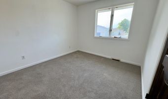 38 BELMONT Rd, Bellmawr, NJ 08031