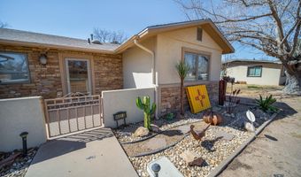 1403 S Country Club Cir, Carlsbad, NM 88220