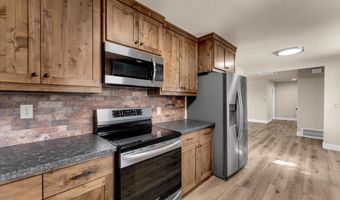 19250 Hill St, Anderson, CA 96007