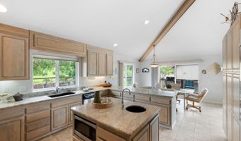 127 Mountain Meadow Rd, Santa Rosa, CA 95404