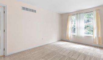 121 CROOM MILLS Dr, Hockessin, DE 19707