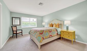 341 Glenbrook Dr, Atlantis, FL 33462
