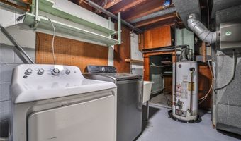 126 Leonore Rd, Amherst, NY 14226