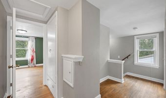 1203 W NORTHLAND Ave, Appleton, WI 54914