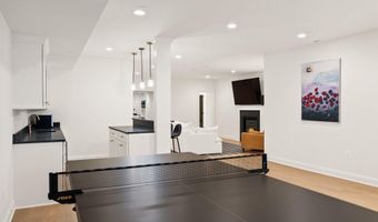 6213 DAHLONEGA Rd, Bethesda, MD 20816