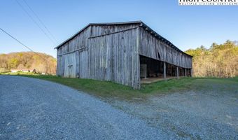 762 George Eggers Rd, Banner Elk, NC 28604