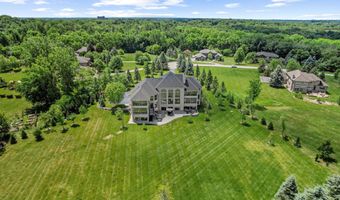 5636 Meadow Ln, Ann Arbor, MI 48105