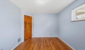 1114 Joetta Dr, Anderson Twp., OH 45230