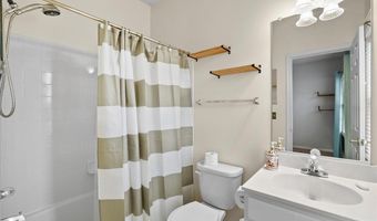 5317 CHIEFTAIN Cir, Alexandria, VA 22312