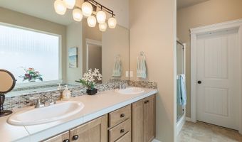 13899 TRAVELER Rd, Oregon City, OR 97045