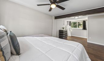 140 Merlin Dr, Athens, GA 30606