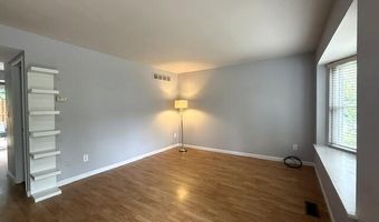 3485 Burbank Dr, Ann Arbor, MI 48105