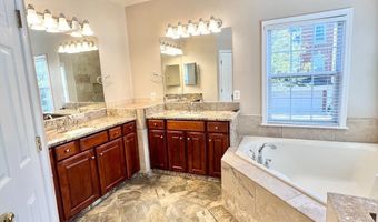 4240 SONIA Ct, Alexandria, VA 22309