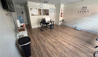 112 114 N 8th St, Allentown, PA 18101