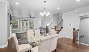1044 Township Sq, Alpharetta, GA 30022