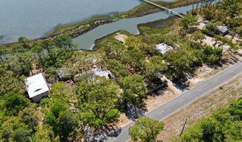 756 Alligator Dr, Alligator Point, FL 32346