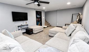 816 12th Ave, Aberdeen, SD 57401