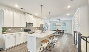 1160 Kendron LN 16, Atlanta, GA 30329