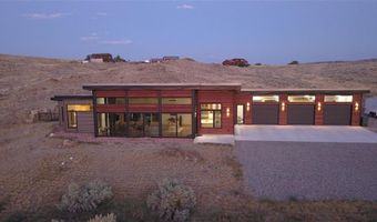 21 Tailwinds Dr, Cody, WY 82414