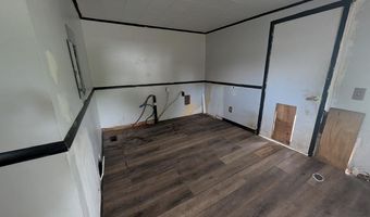 279 W Spring St, Bloomfield, IN 47424
