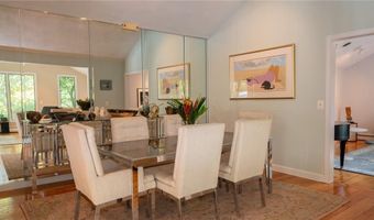 65 Huguenot Dr, East Greenwich, RI 02818