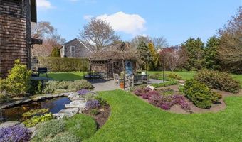 68 Sachuest Way, Middletown, RI 02842