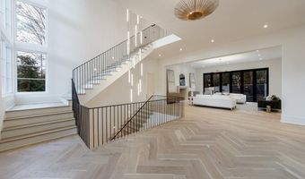 2983 Habersham Ct NW, Atlanta, GA 30305