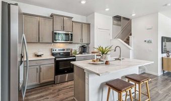 1390 S Chester St Unit A, Denver, CO 80247