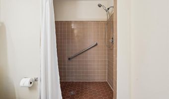 7300 NEEDWOOD Rd, Rockville, MD 20855