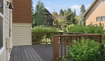 19350 SW Laurelhurst Way, Bend, OR 97702