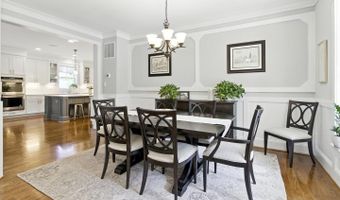 9206 FERNWOOD Rd, Bethesda, MD 20817