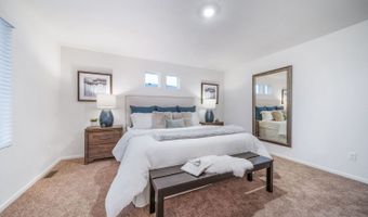 22302 E 38th Pl, Aurora, CO 80019
