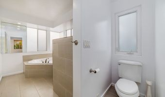862 HOOLAULEA St, Hilo, HI 96720