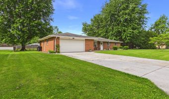 107 Tanglewood Dr, Anderson, IN 46012